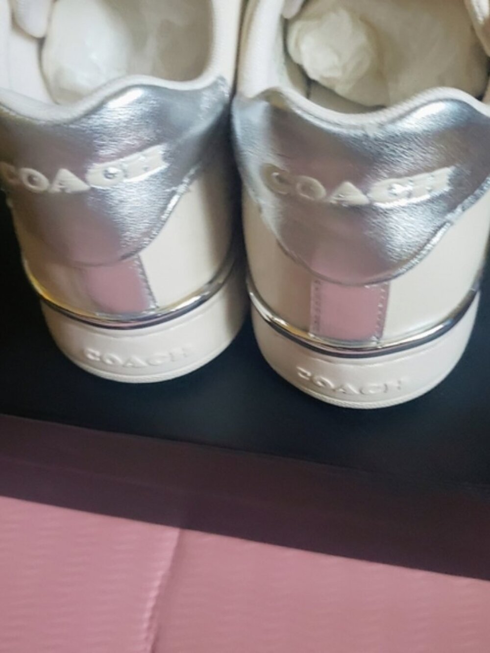 SOLD - Coach White Metallic Leather Sneakers Women’s Size 9 Low Top Like New - Picture 4 of 9